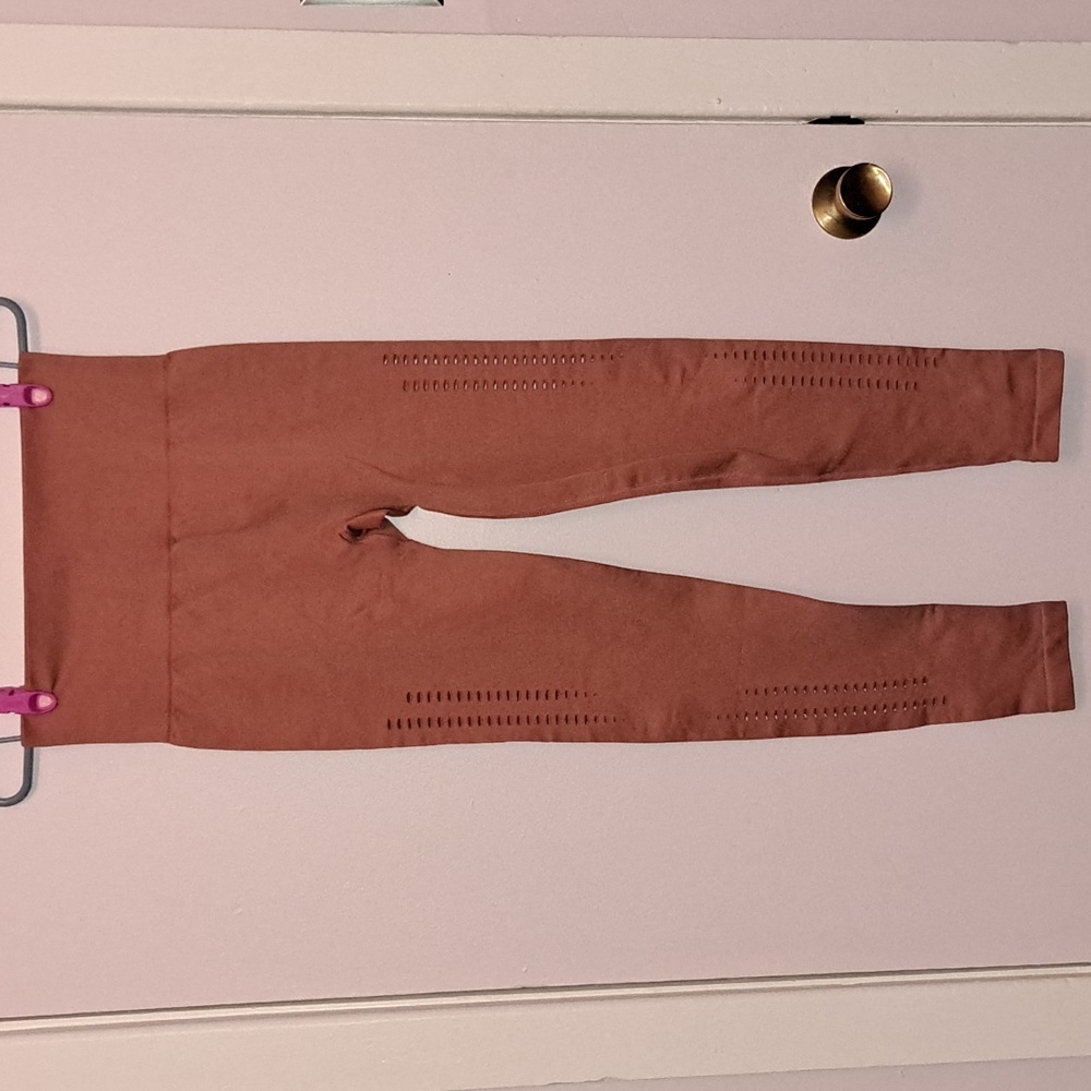 JED NORTH Athletic Legging with Cut out Details